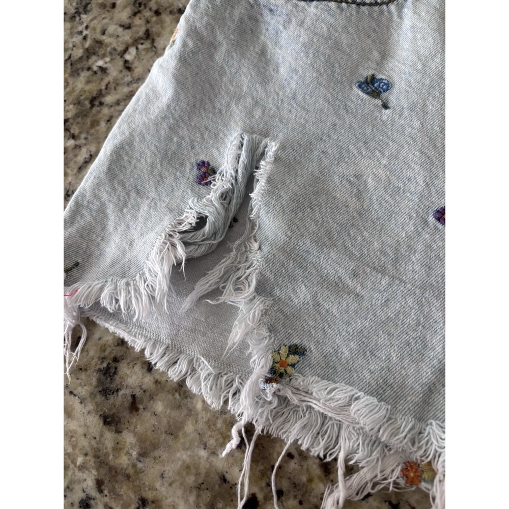 Cotton On Women's High Mom Denim Shorts size 12. Embroidered flowers, distressed - Picture 3 of 10